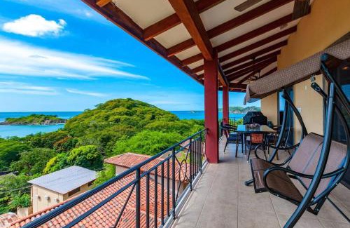 Potrero Villa | Big Hillside Villa in Potrero with Pool and Panoramic Ocean Views
