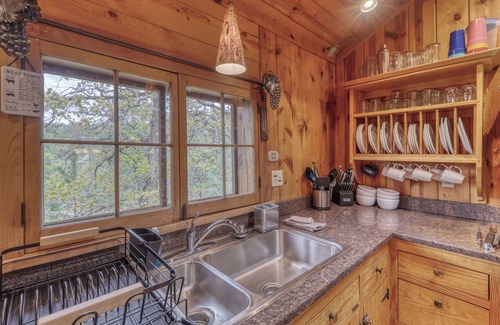 Colonial Pine Hills Cabina | Big Horn Sheep Cottage Near Mt. Rushmore