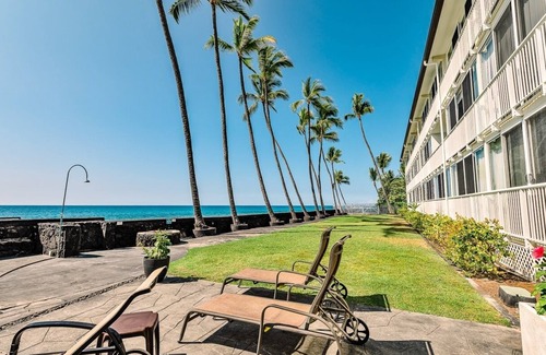 Kahaluu Bay Condominio | Big Island Kona Magic Sands by Coldwell Banker Island Vacations