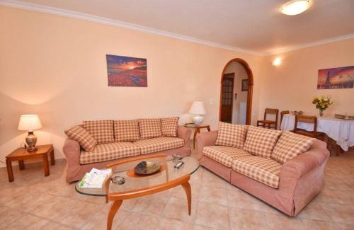 Kastania Apartamento | Big New House near the City