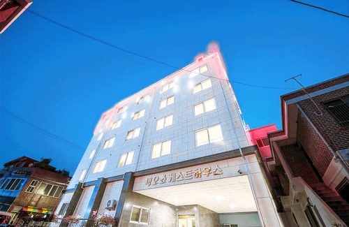 Wagol Hostal | Big O Show Guesthouse
