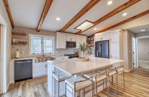 Detroit Lakes Casa | Big Pelican lakefront relaxation oasis w/serene outdoors & min. from D.L.!