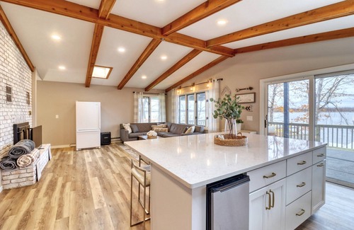 Detroit Lakes Casa | Big Pelican lakefront relaxation oasis w/serene outdoors & min. from D.L.!