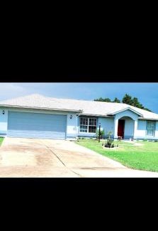 Ocala Casa | BIG queen Bedroom with private full bathroom NEW ADDRESS 6571 sw 129 loop ocala FL 34473