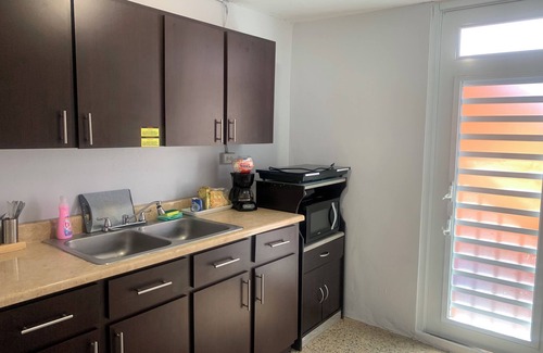 Levittown Apartamento | big room, safe and quiet area