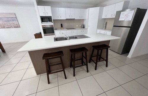 Sandstone Point Casa | Big Sandstone Point House! Sleeps 10, Bribie