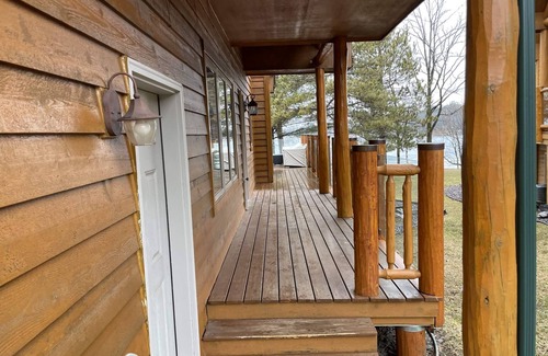 McGregor Casa | Big Sandy Lodge and Resort Lakefront Lodge - spacious-luxurious
