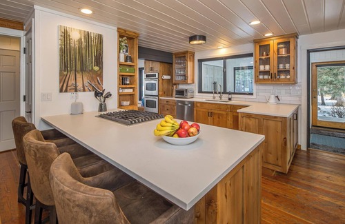 Gallatin Gateway Casa | Big Sky Vacation Rentals: Riverbend Haven