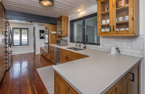 Gallatin Gateway Casa | Big Sky Vacation Rentals: Riverbend Haven