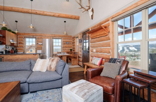 Big Sky Cabina | Cowboy Heaven Cabin 7 Cowboy