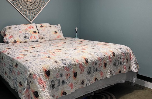 Brenham Cabina | Big spacious area to make some new sweet memories