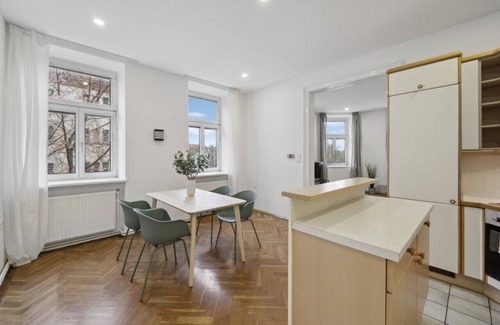 Funfhaus Apartamento | Big spacious central apartment in Vienna