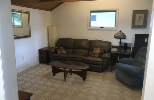 Holderness Casa | Big Squam Lake 2 BR Friday - Friday Weekly Rental
