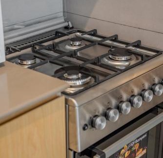 Sharjah Apartamento | Big Studio Apt in Downtown Sharjah - Sleeps 3