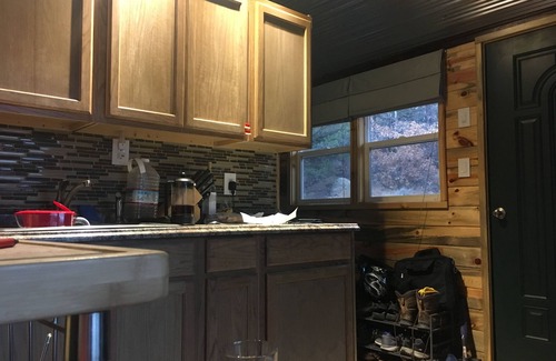 Cotopaxi Casa | Big Tiny Home w/ Huge Deck w/ amazing views of the Sangre Mountains (Off-Grid)