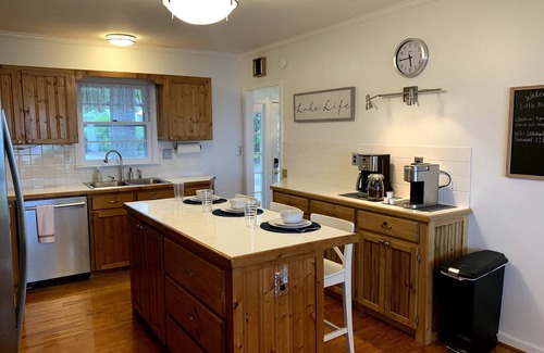 Summerton Casa | Big water lakefront with sunset views, large deck, private dock and boat ramp