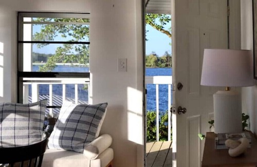 Valley Casa | Big Water Views on Lake Harding!