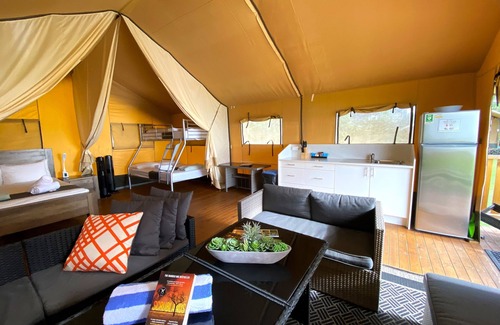 Blacks Beach Alquiler De RV | BIG4 Mackay Blacks Beach Holiday Park
