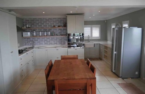 Umzumbe Casa | BigBubblegum Beach house, Pool by Easter 2025, Lapa by Dec 2025