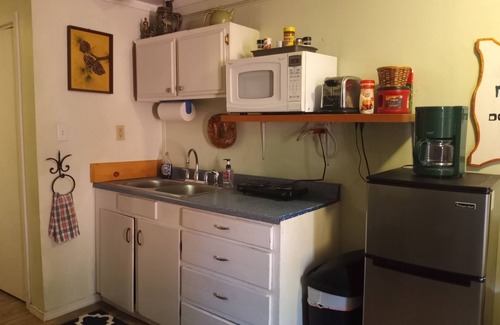 Happy Camp Cabina | Bigfoot RV & Cabins Park
