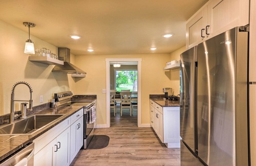 Bigfork Casa | Bigfork Home w/ Mtn Views - Close to Lake!