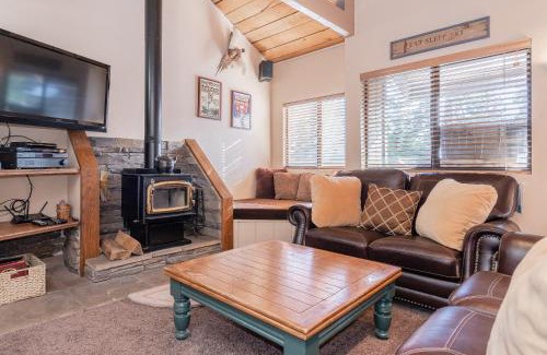 Majestic Pines Casa | Bigwood W #90