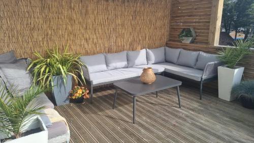 Folkestone Casa | Bijou Annexe, Sea View, Private Entrance & Parking - FOLKESTONE