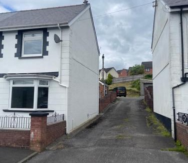 Merthyr Tydfil Casa | Bike Park View