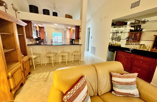 Imperial Golf Estates Condominio | Imperial Golf Estates (andar en bicicleta a la playa) !!
