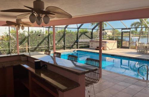 Caloosahatchee Casa | Bikini Bottom