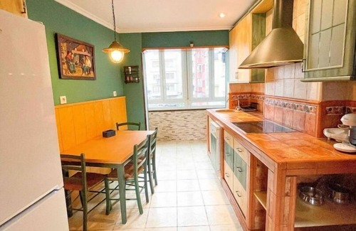 Barakaldo Apartamento | Bilbao/Cruces a 10'Bilbao/5' BEC