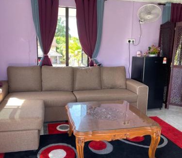 Bukit Besar Casa | Bilik Penginapan AS SPORT