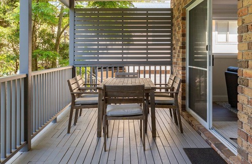 Smiths Lake Casa | Billie's on Smiths- Lakefront holiday home