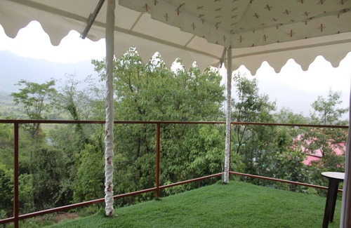 Gunehr Cabaña | Billing View Camp and Mud Houses