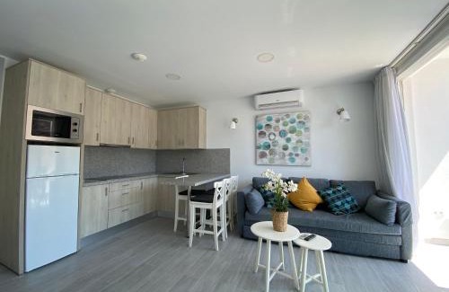 Lomo Quiebre Apartamento | Billy's Marina 360 with pool access