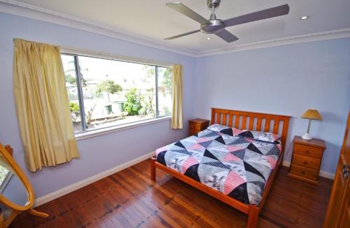 Crescent Head Casa | Billys on Main 44 Main Street