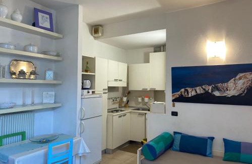 Oltretorrente Apartamento | Bilocale atelier in centro storico