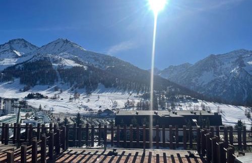 Sestriere Apartamento | Bilocale con terrazzo e vista spettacolare sui monti