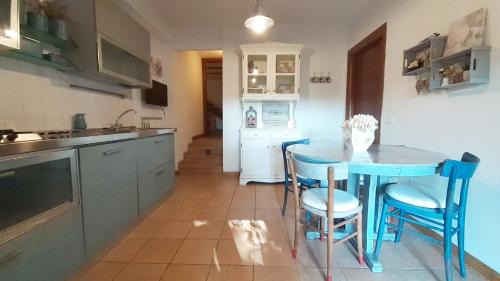 Perugia Apartamento | Bilocale in strada Vestricciano Genna con giardino privato
