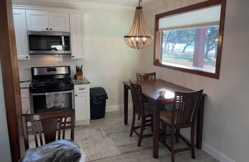 Biloxi Cabaña | Biloxi Beach House - beach views, outdoor kitchen & POOL in the heart of Biloxi!