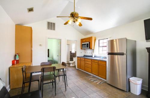 Biloxi Casa | Biloxi Resort Cottage with Pool and Lake Access!