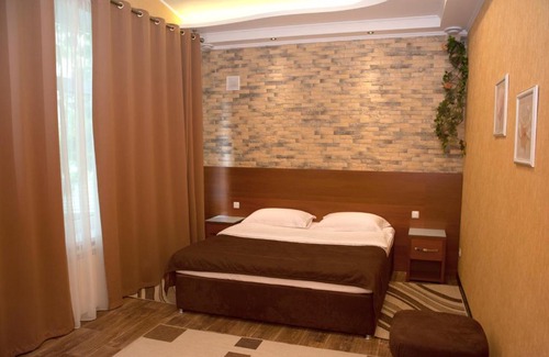Zaporozhye Hotel | Bilyj Rojal
