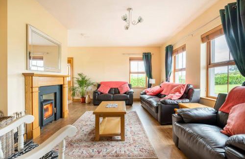 Castlederg Casa | Bin Mountain Self Catering