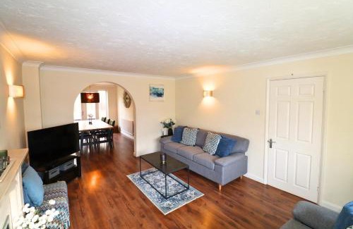Binfield Casa | Binfield - Spacious Luxurious Four Bedroom House