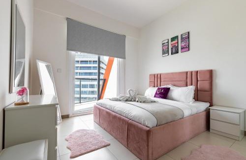 Jadaf Apartamento | Binghatti Gateway by SIMPLY COMFORT