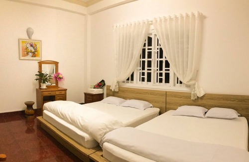 Phuong Hotel | Binh Chau Hotel