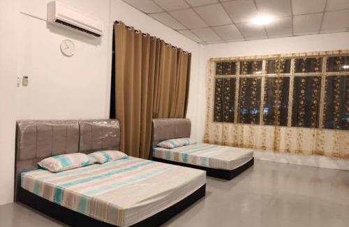 Pasir Gudang Casa | BinQahar Family Studio