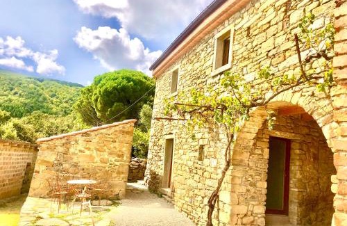 Pieve di Chio Casa | Bio Agriturismo Alba Etrusca di Cortona - Organic Farmhouse- Appartamento Lavanda-Appartamento Rosmarino - vasca idromassaggio esterna