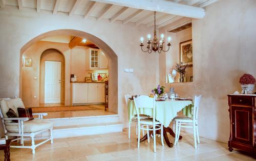 Calenzano Casa | Bioagriturismo Podere Montisi