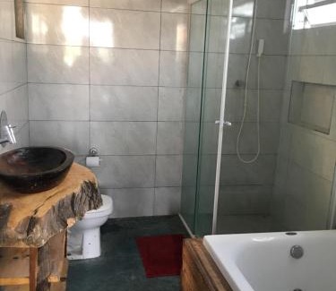 Vila Nova Casa | Biocasa com piscina a 1 quadra e meia da Praia
